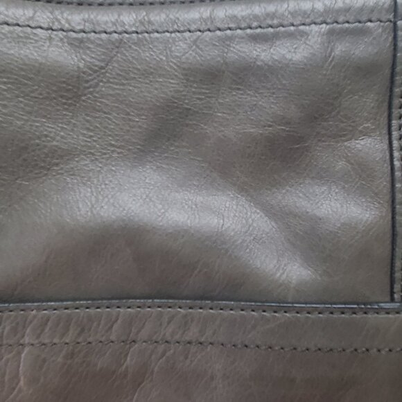 Vintage Coach Thompson 2009, Authenticated, Greyish Taupe - Picture 7 of 7